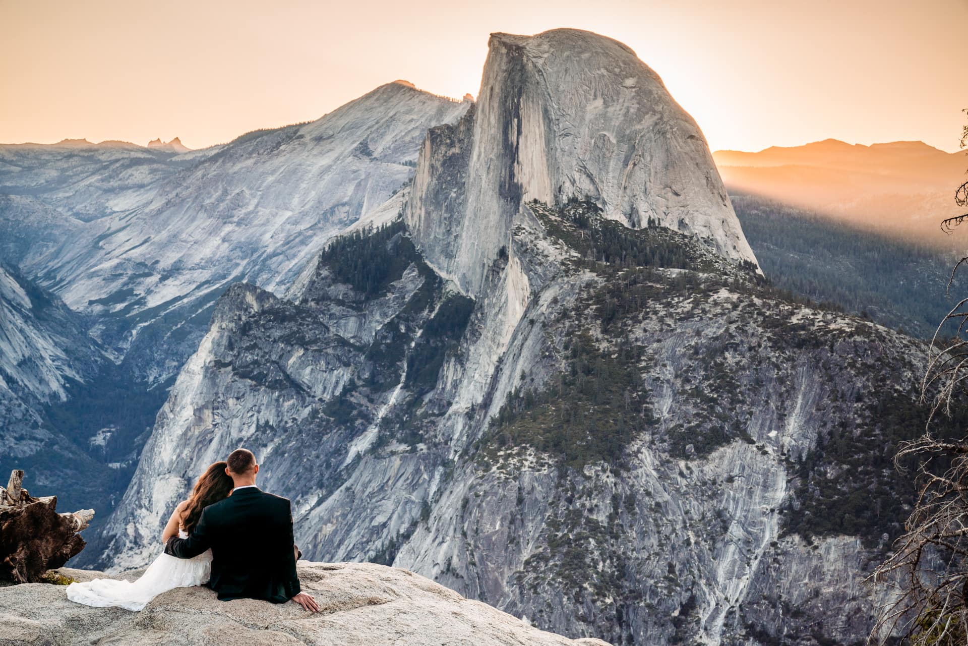 Adventure elopement in yosemite california photographed by JD Land